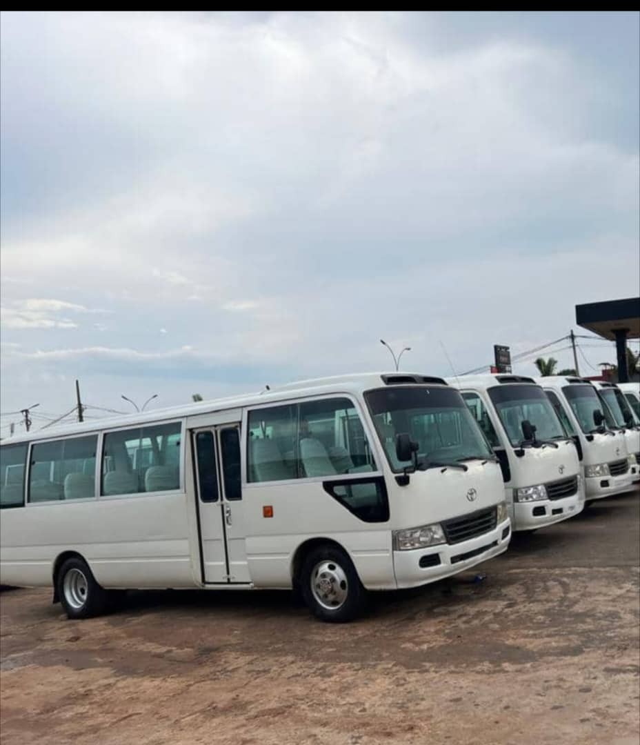 buses for rent
